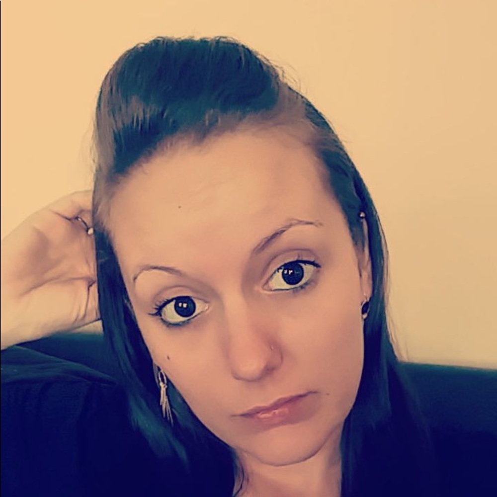 Meet your Posher, Amy
